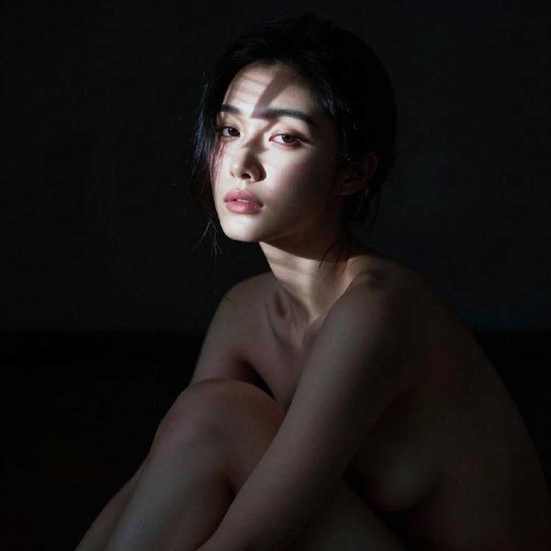 阿里开源的这个 Z-Image 模型居然没做限制，可以涩涩